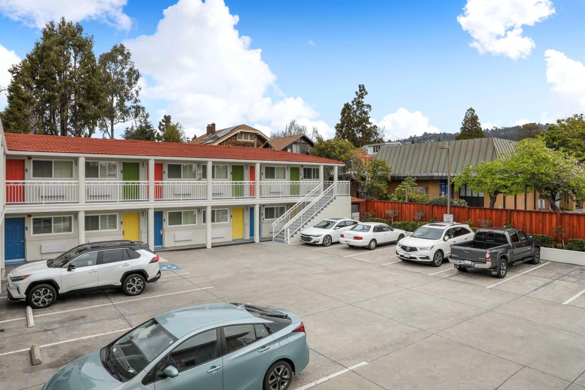 Signature Inn Berkeley Exterior foto